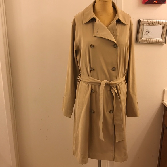 L.L. Bean Jackets & Blazers - LL Bean Trench 🧥 Coat